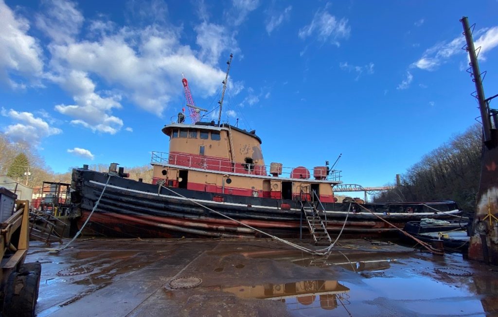A picture of the tugboat set to be converted